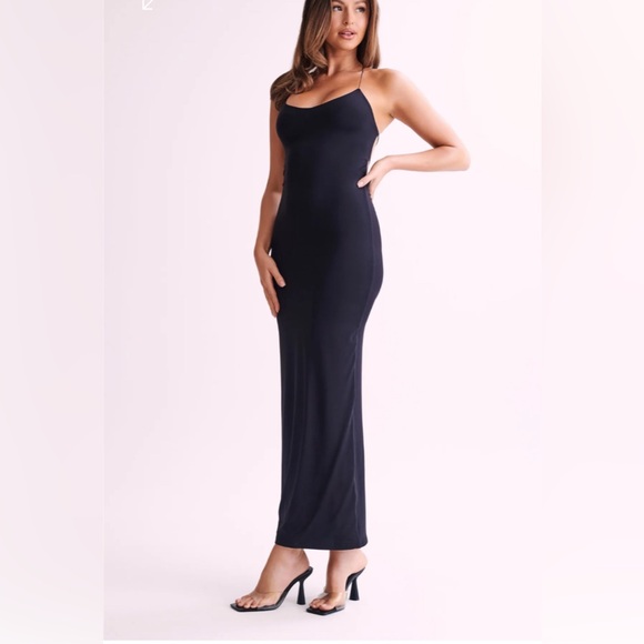 MESHKI - NWT - Size M - Black Backless Maxi Dress - Picture 6 of 8